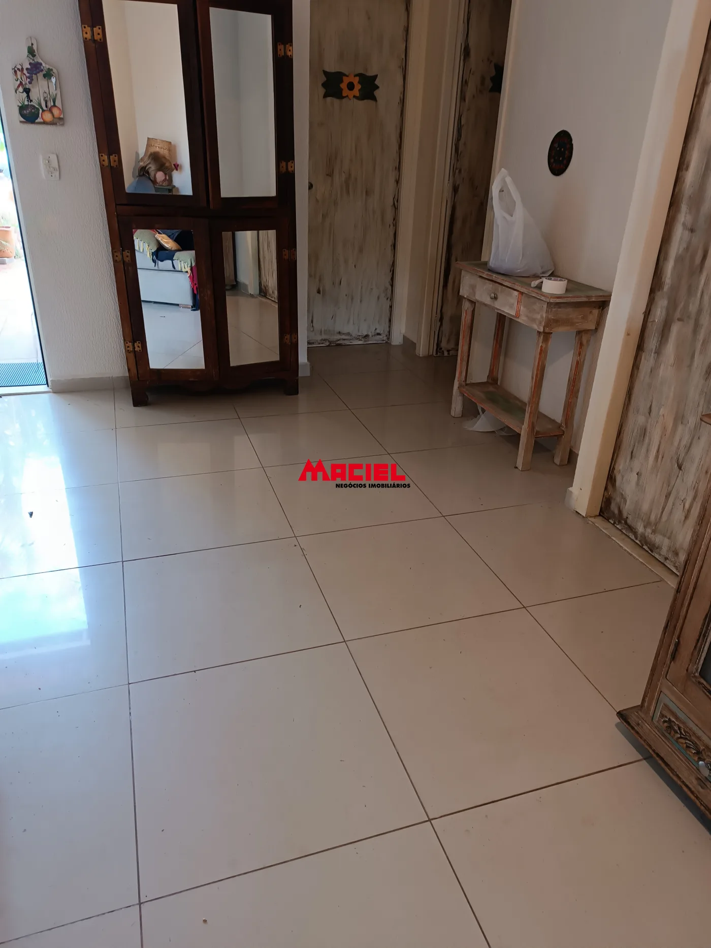 Alugar Casa / Condom&iacute;nio em S&atilde;o Jos&eacute; dos Campos R$ 2.800,00 - Foto 26