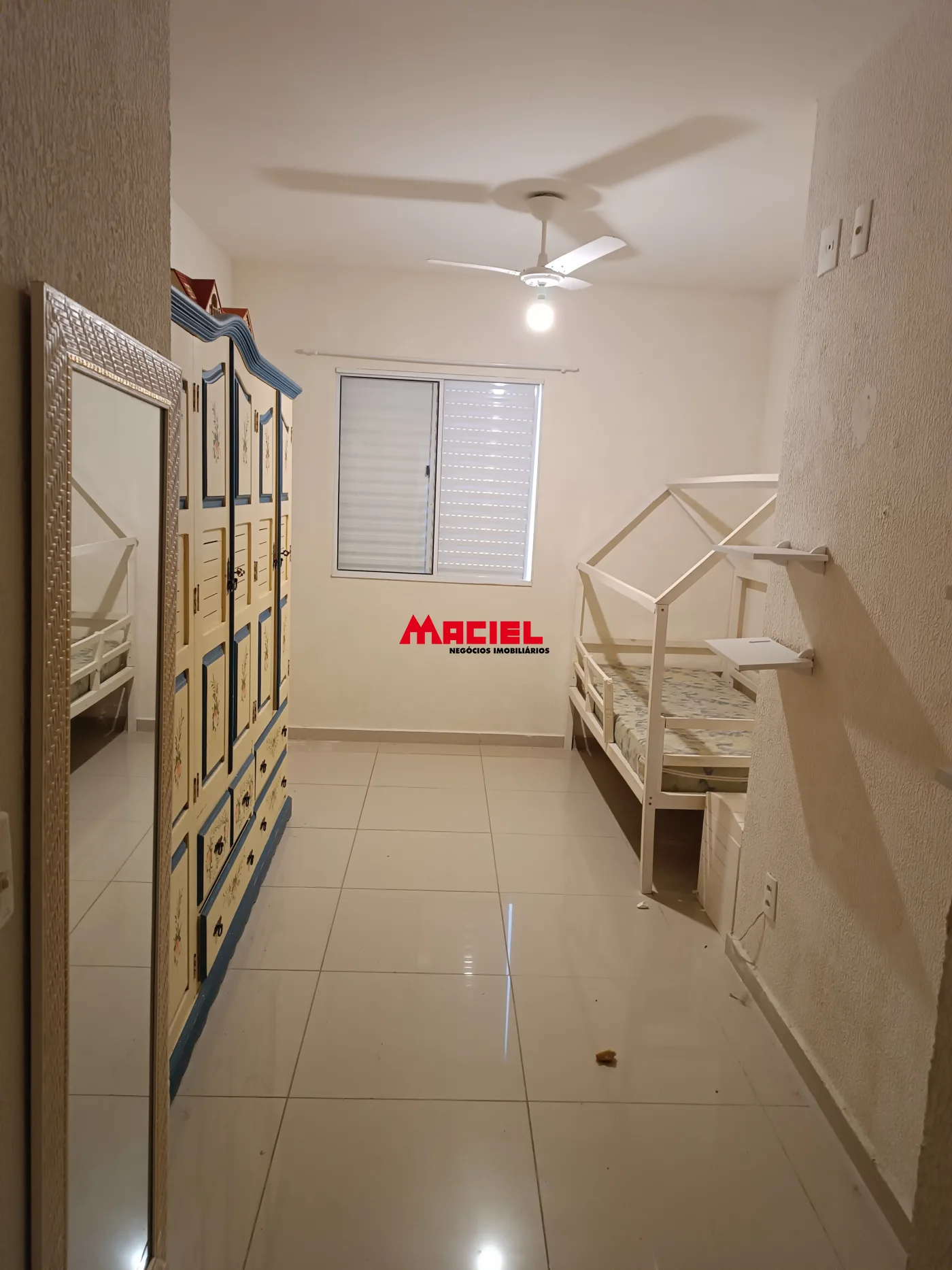 Alugar Casa / Condom&iacute;nio em S&atilde;o Jos&eacute; dos Campos R$ 2.800,00 - Foto 30