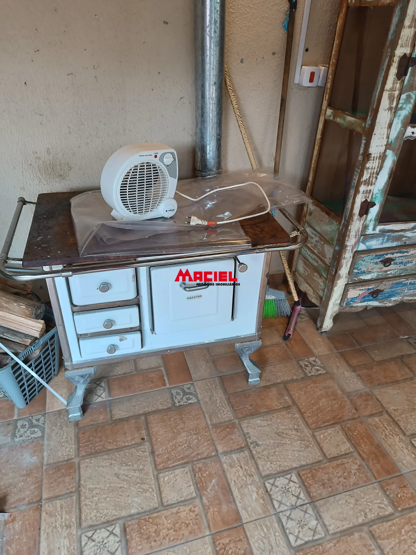 Alugar Casa / Condom&iacute;nio em S&atilde;o Jos&eacute; dos Campos R$ 2.800,00 - Foto 35