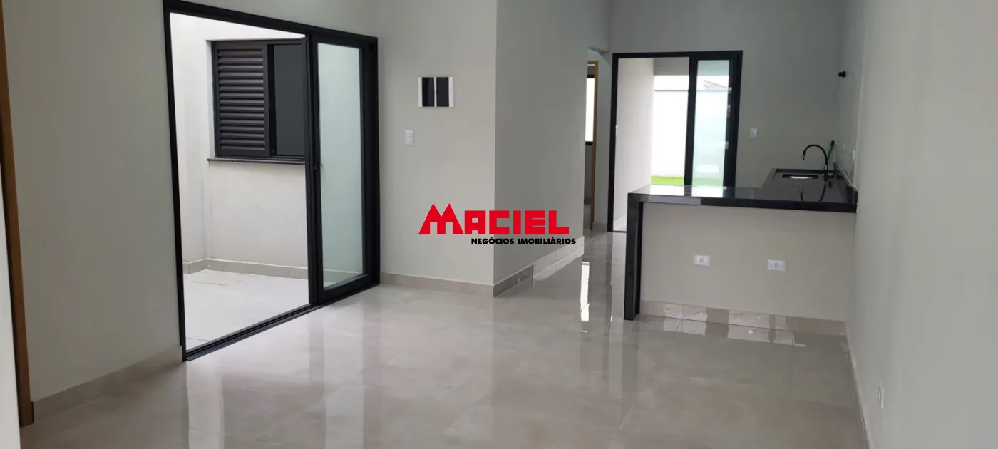 Comprar Casa / Padr&atilde;o em S&atilde;o Jos&eacute; dos Campos R$ 450.000,00 - Foto 4