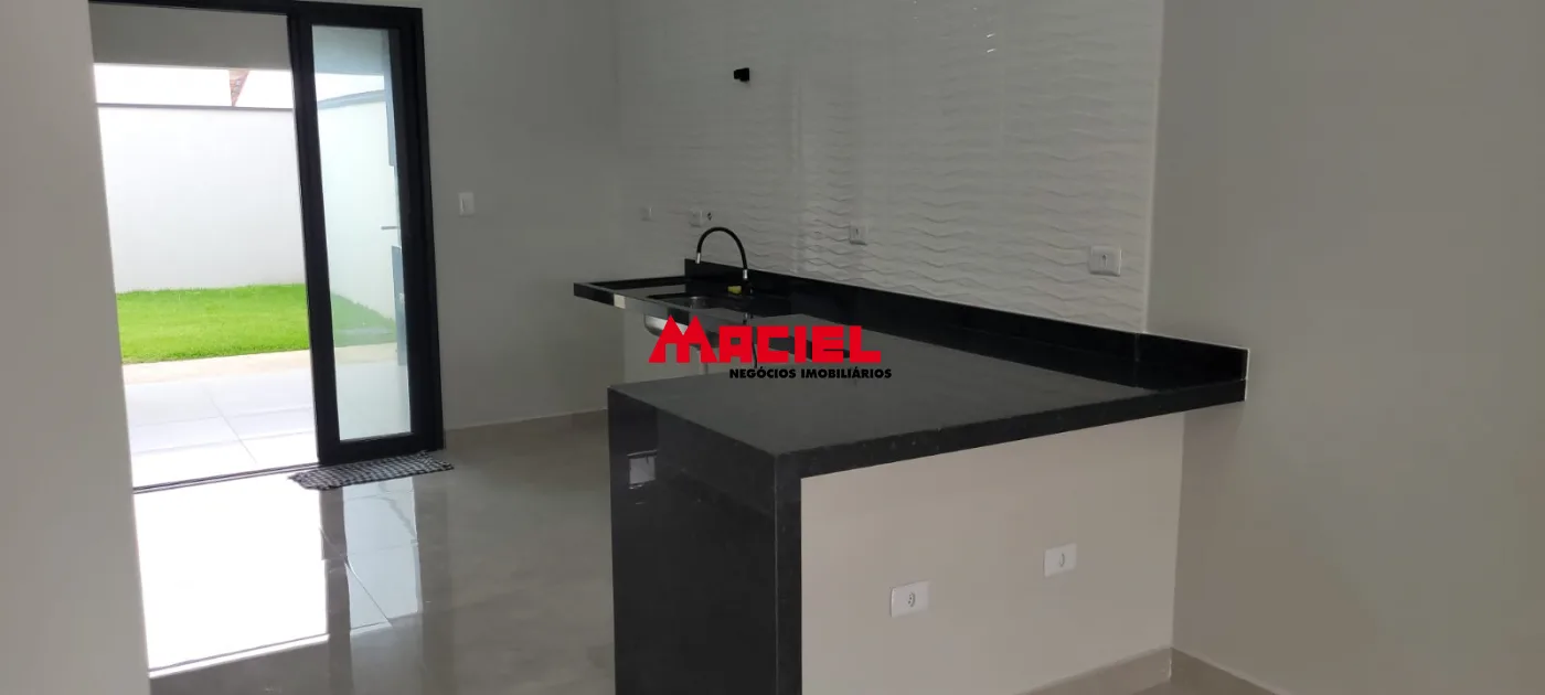 Comprar Casa / Padr&atilde;o em S&atilde;o Jos&eacute; dos Campos R$ 450.000,00 - Foto 5