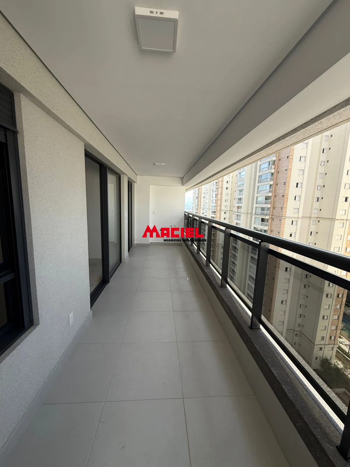Comprar Apartamento / Padr&atilde;o em S&atilde;o Jos&eacute; dos Campos R$ 1.350.000,00 - Foto 4