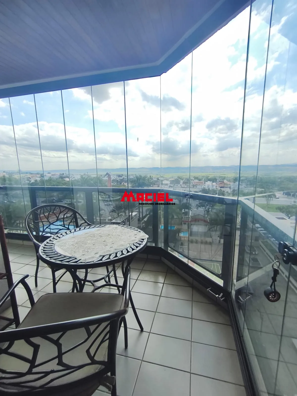 Comprar Apartamento / Padr&atilde;o em S&atilde;o Jos&eacute; dos Campos R$ 1.200.000,00 - Foto 1