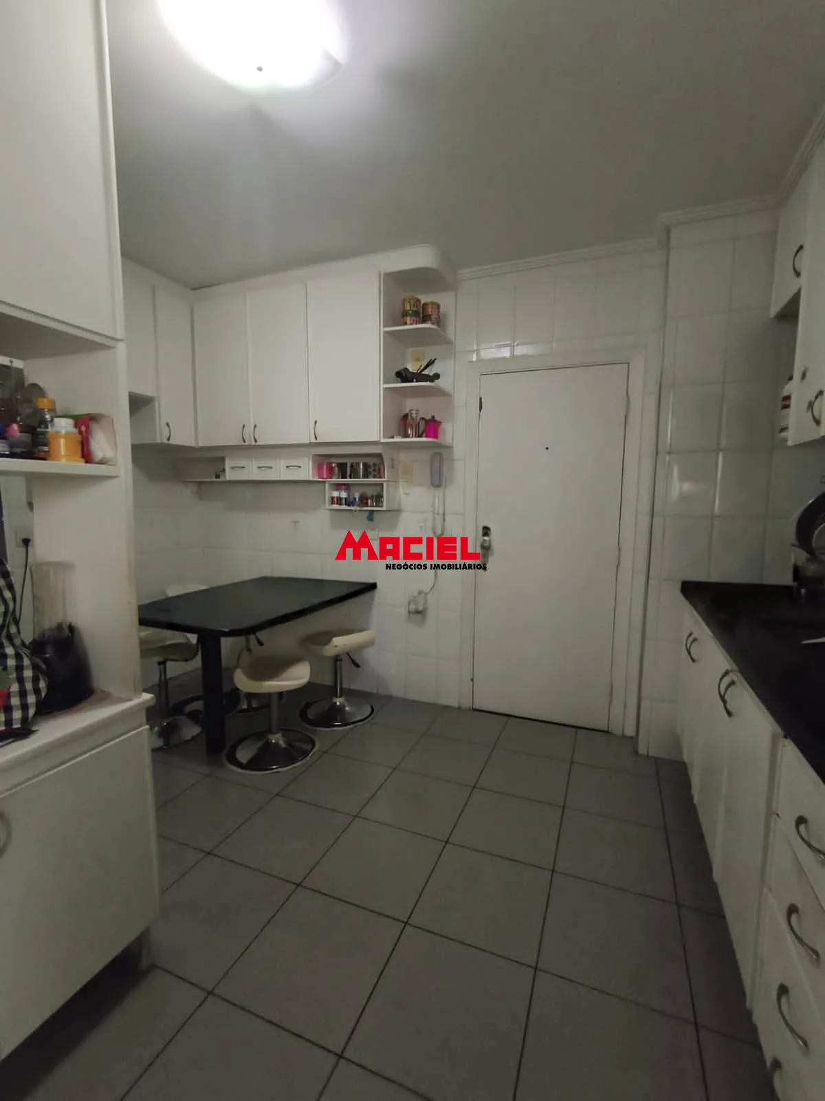 Comprar Apartamento / Padr&atilde;o em S&atilde;o Jos&eacute; dos Campos R$ 1.200.000,00 - Foto 5