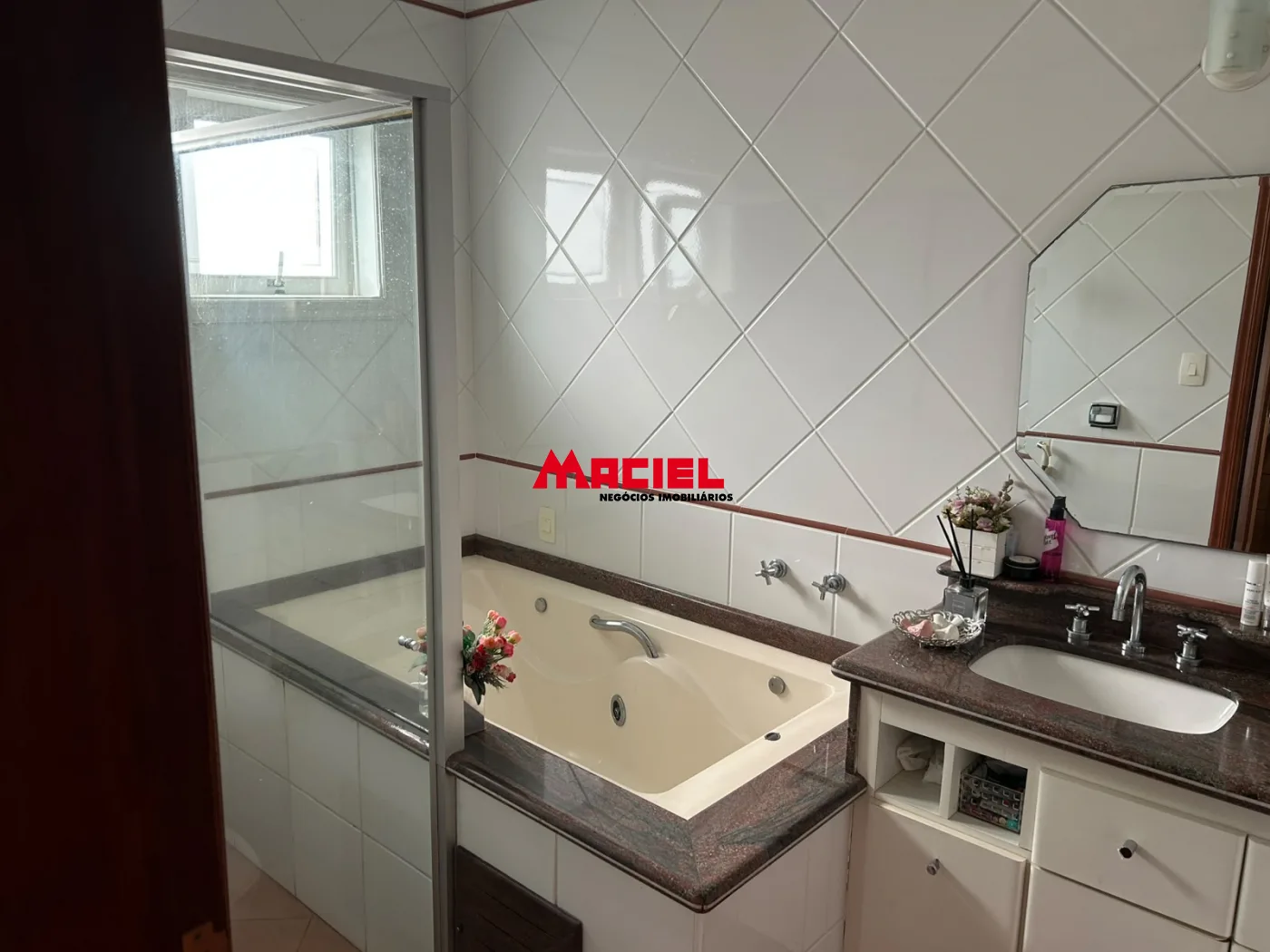 Comprar Casa / Condom&iacute;nio em S&atilde;o Jos&eacute; dos Campos R$ 1.900.000,00 - Foto 14
