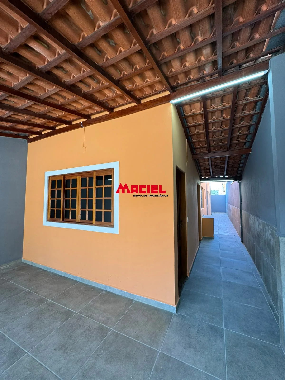 Comprar Casa / Padr&atilde;o em S&atilde;o Jos&eacute; dos Campos R$ 380.000,00 - Foto 2