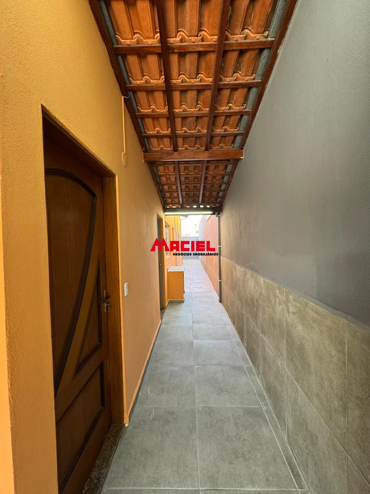 Comprar Casa / Padr&atilde;o em S&atilde;o Jos&eacute; dos Campos R$ 380.000,00 - Foto 3