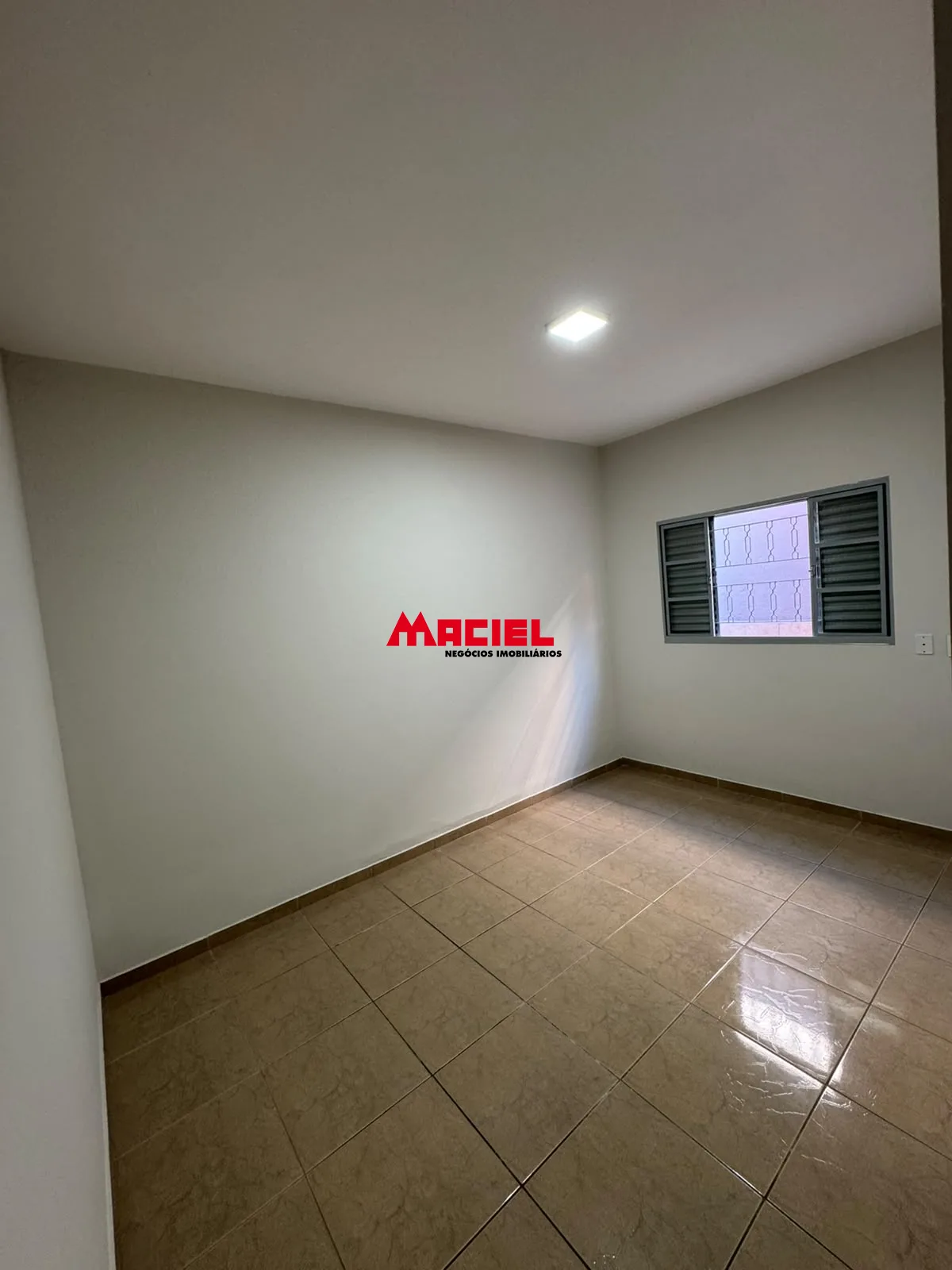 Comprar Casa / Padr&atilde;o em S&atilde;o Jos&eacute; dos Campos R$ 380.000,00 - Foto 17