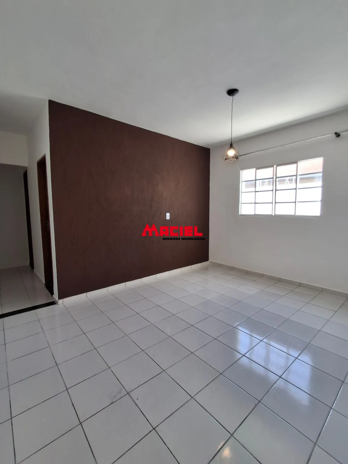 Alugar Casa / Padr&atilde;o em S&atilde;o Jos&eacute; dos Campos R$ 1.500,00 - Foto 5