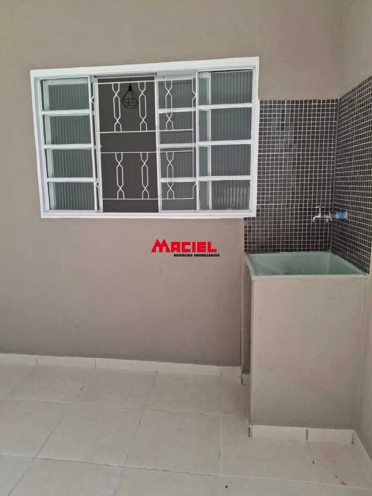 Alugar Casa / Padr&atilde;o em S&atilde;o Jos&eacute; dos Campos R$ 1.500,00 - Foto 7