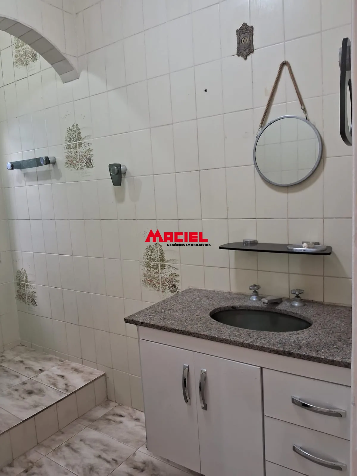 Alugar Casa / Padr&atilde;o em S&atilde;o Jos&eacute; dos Campos R$ 5.000,00 - Foto 7