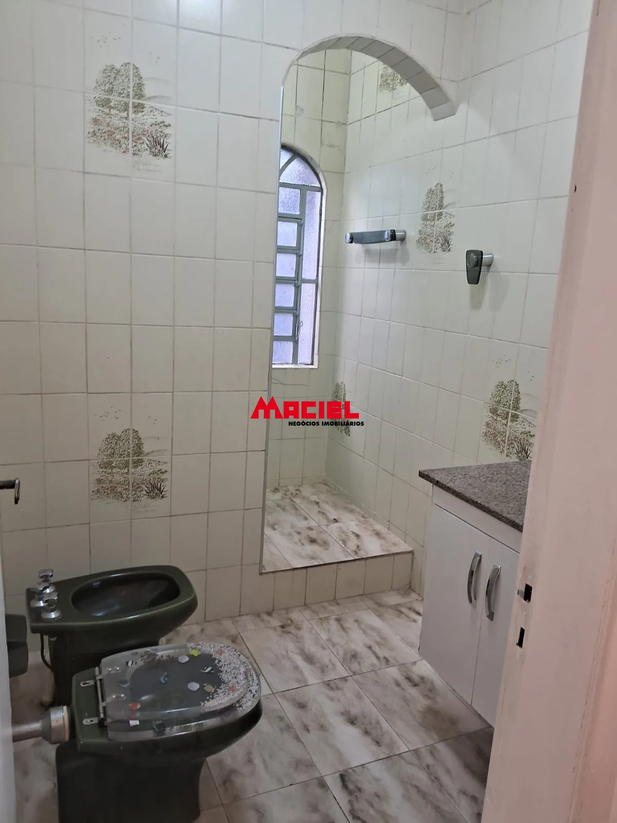 Alugar Casa / Padr&atilde;o em S&atilde;o Jos&eacute; dos Campos R$ 5.000,00 - Foto 11