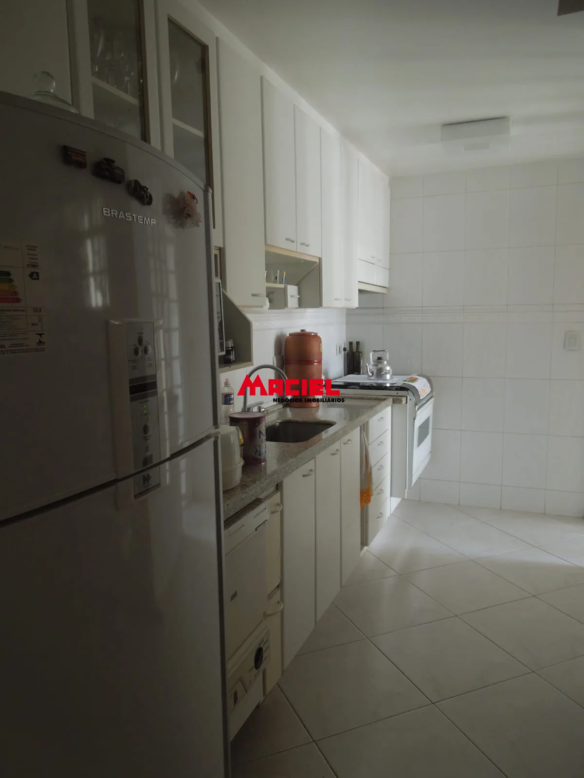 Alugar Casa / Padr&atilde;o em S&atilde;o Jos&eacute; dos Campos R$ 4.700,00 - Foto 14