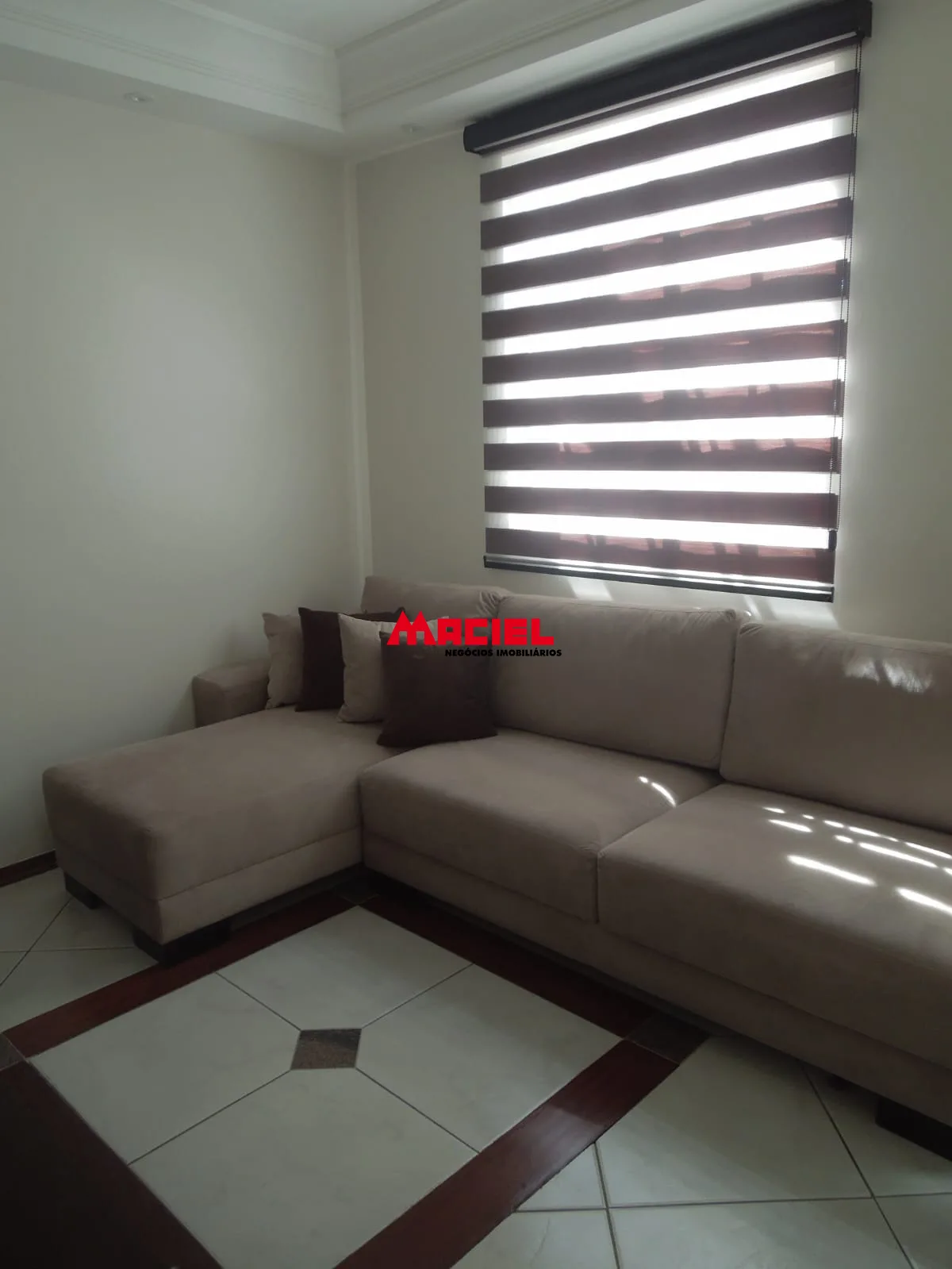 Alugar Casa / Padr&atilde;o em S&atilde;o Jos&eacute; dos Campos R$ 4.700,00 - Foto 16