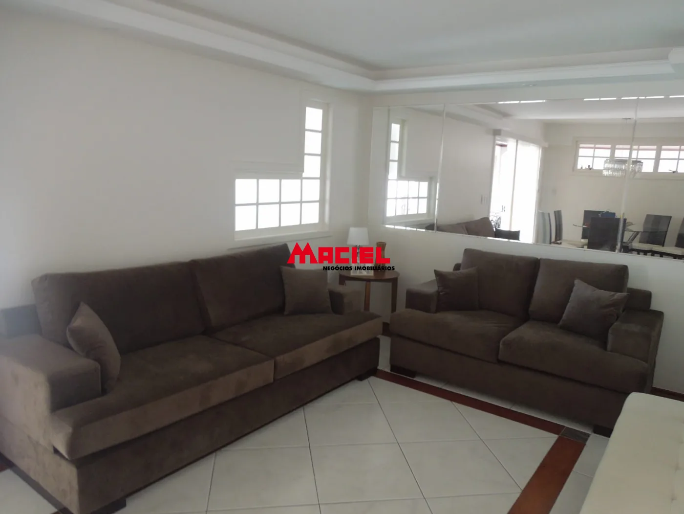 Alugar Casa / Padr&atilde;o em S&atilde;o Jos&eacute; dos Campos R$ 4.700,00 - Foto 18