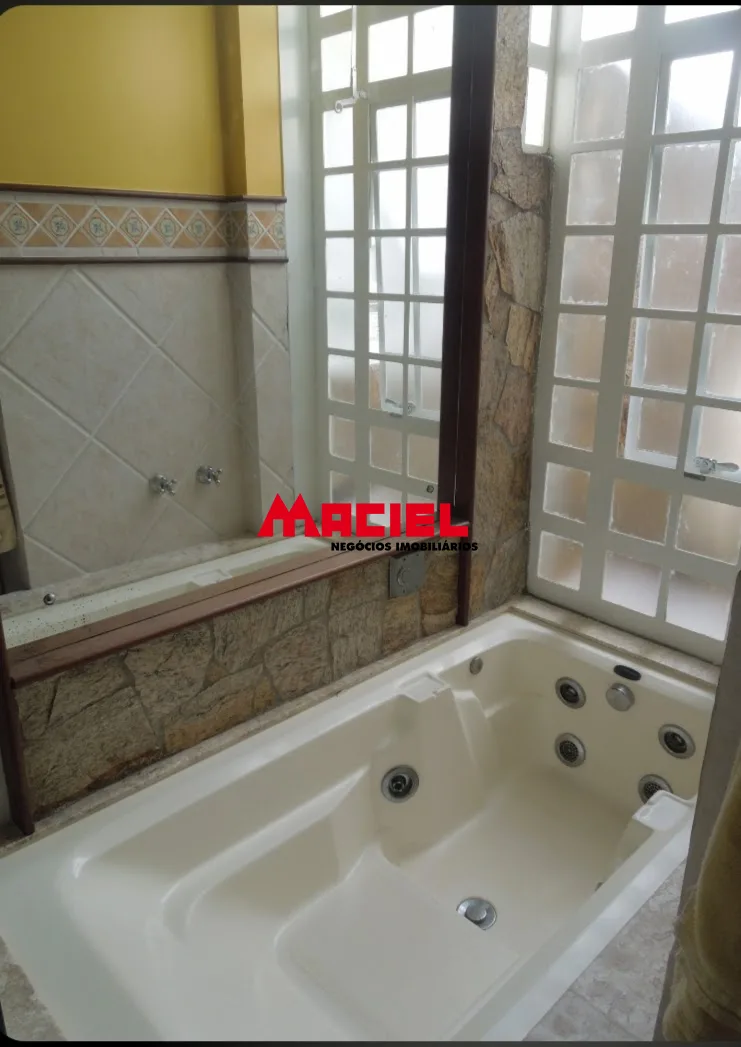 Alugar Casa / Padr&atilde;o em S&atilde;o Jos&eacute; dos Campos R$ 4.700,00 - Foto 20