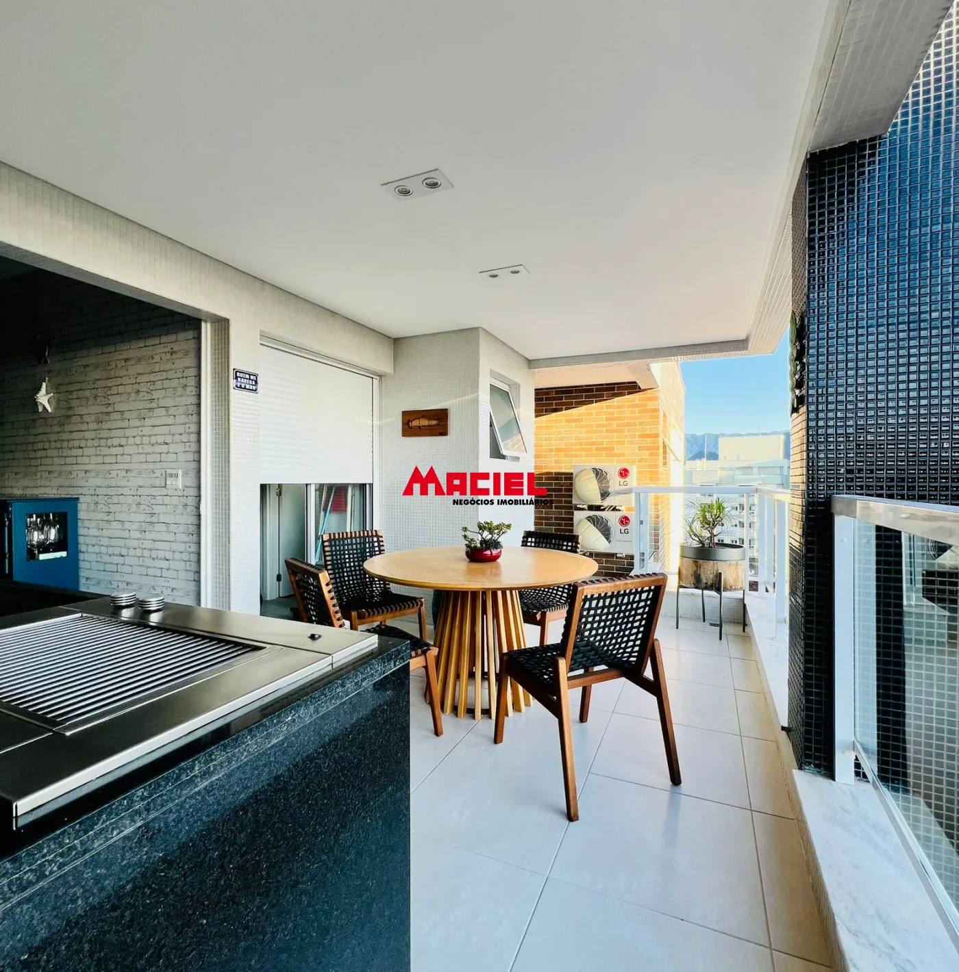 Comprar Apartamento / Padr&atilde;o em Ubatuba R$ 1.200.000,00 - Foto 2
