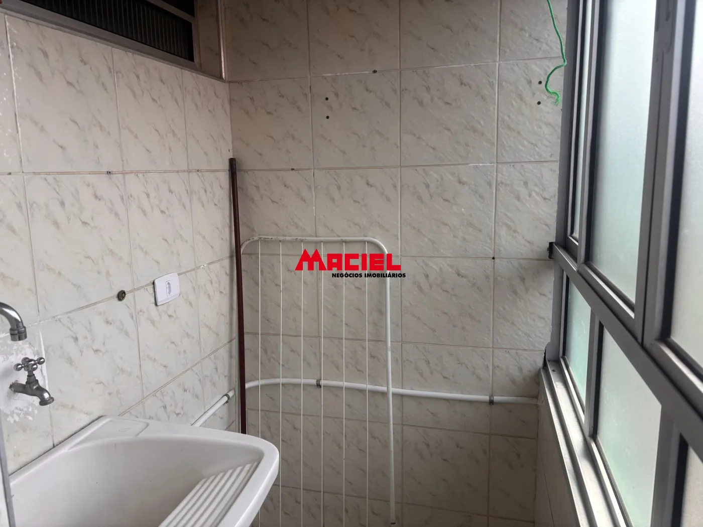 Comprar Apartamento / Padr&atilde;o em S&atilde;o Jos&eacute; dos Campos R$ 290.000,00 - Foto 2