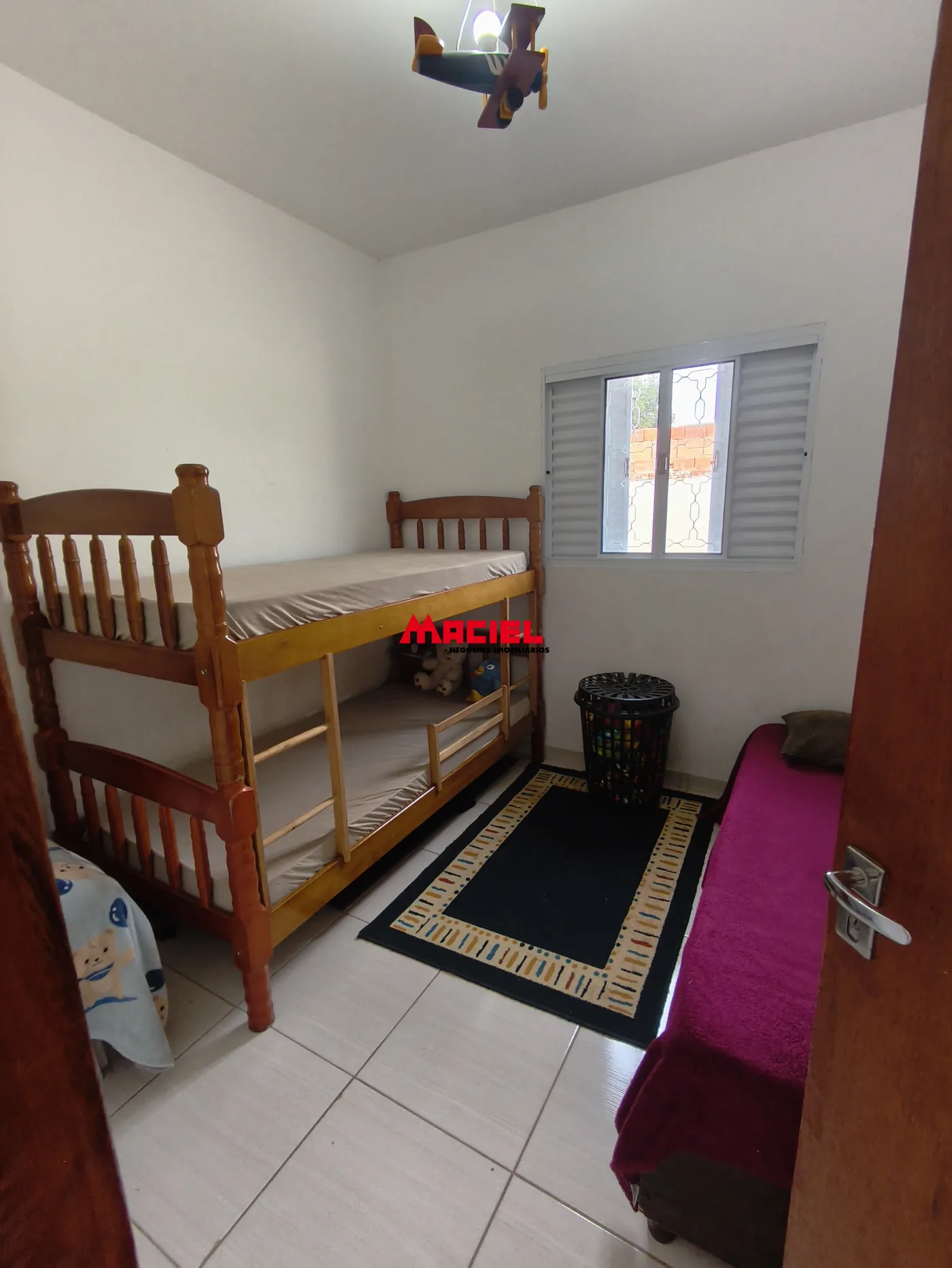 Comprar Casa / Padr&atilde;o em S&atilde;o Jos&eacute; dos Campos R$ 280.000,00 - Foto 3