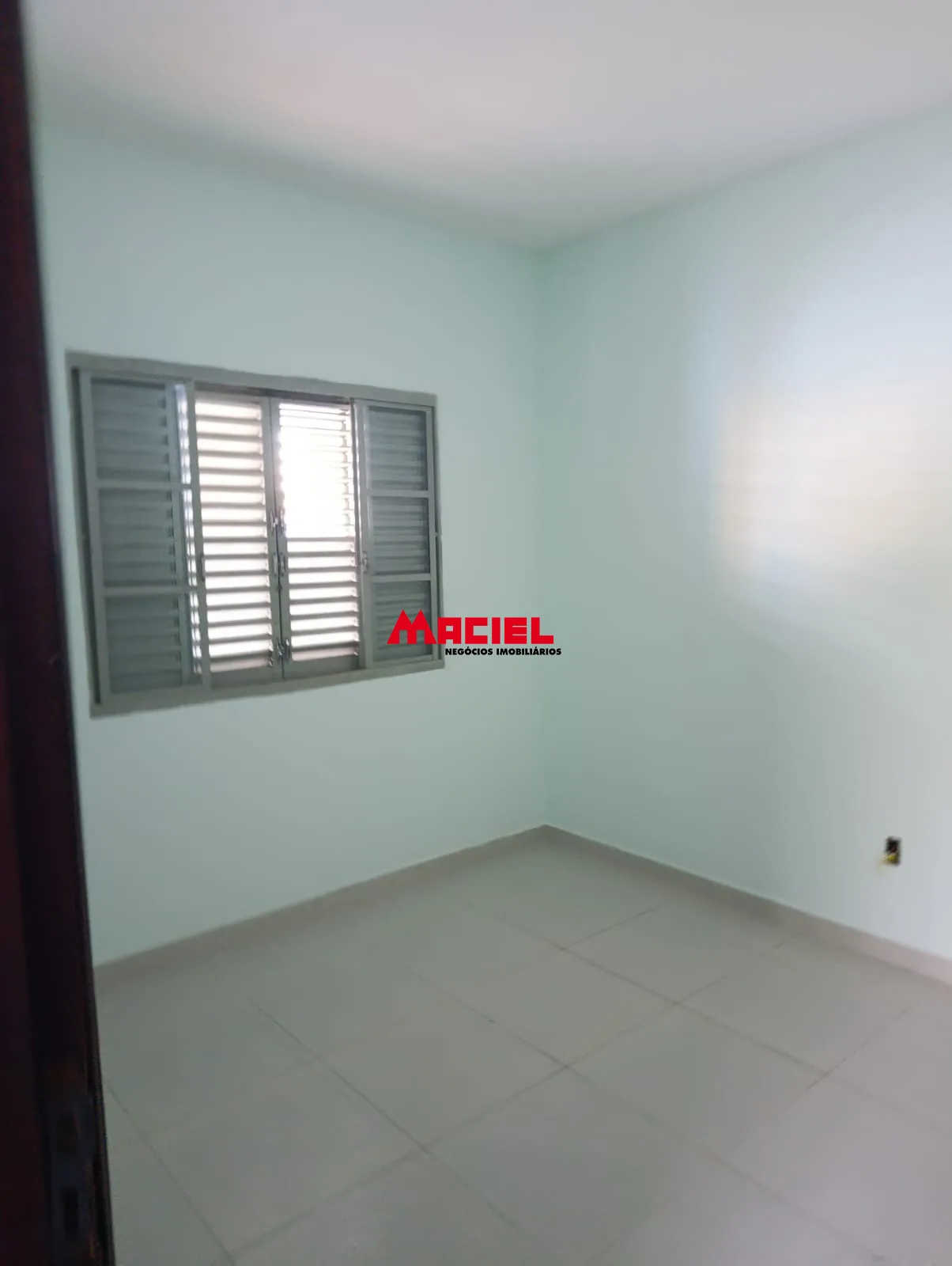 Alugar Casa / Padr&atilde;o em S&atilde;o Jos&eacute; dos Campos R$ 2.200,00 - Foto 9