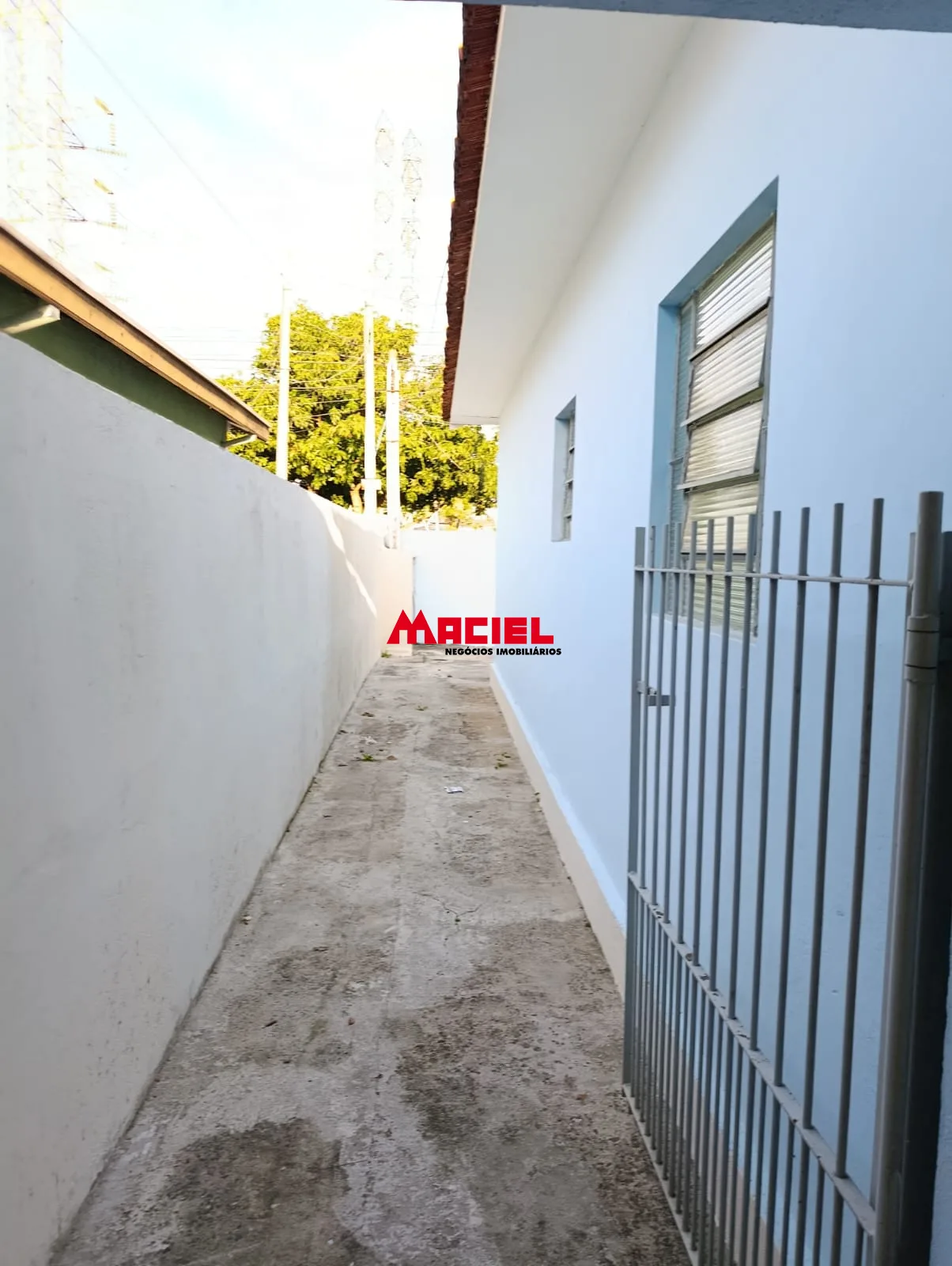 Alugar Casa / Padr&atilde;o em S&atilde;o Jos&eacute; dos Campos R$ 2.200,00 - Foto 16