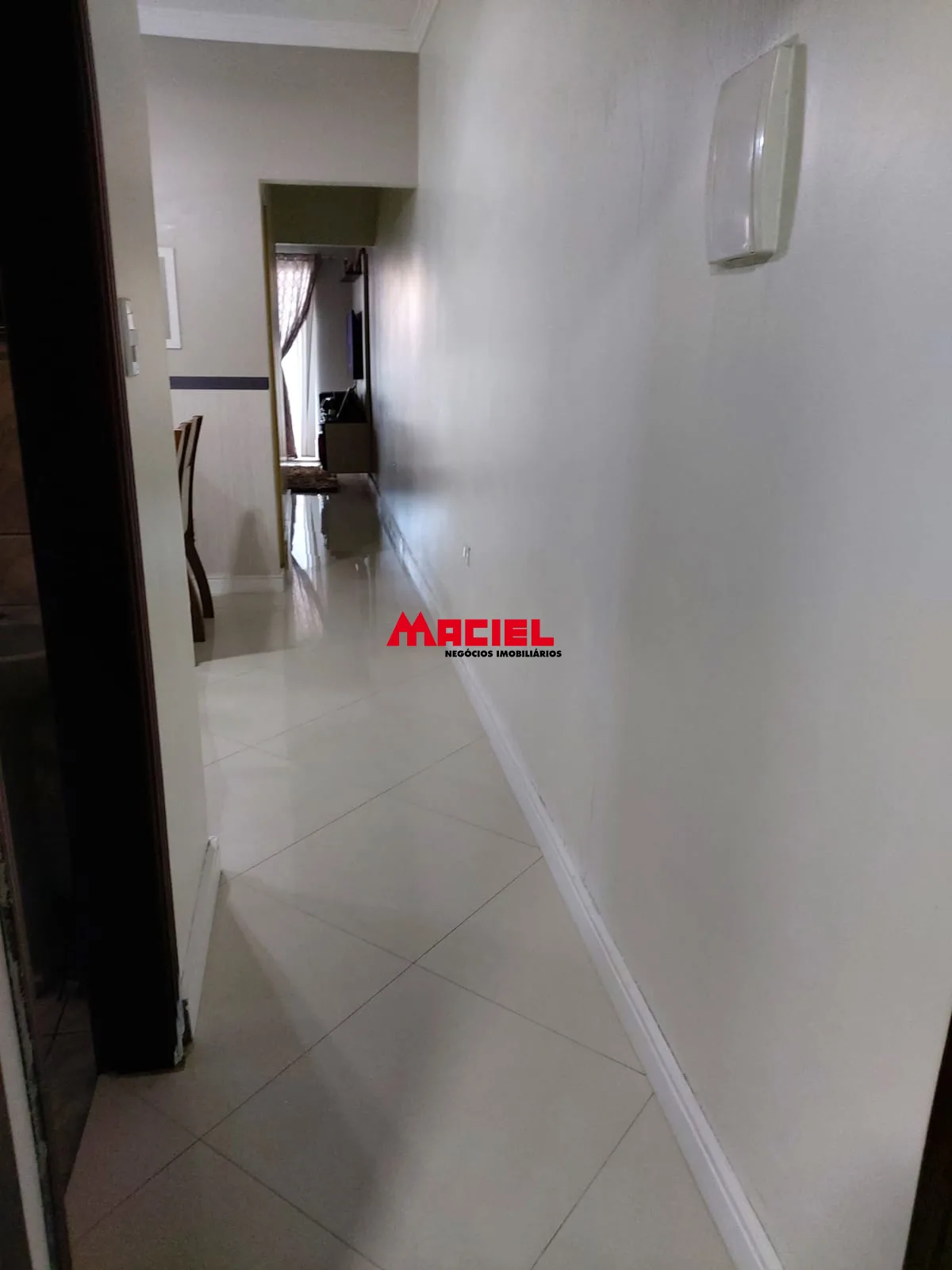 Comprar Casa / Padr&atilde;o em S&atilde;o Jos&eacute; dos Campos R$ 395.000,00 - Foto 2