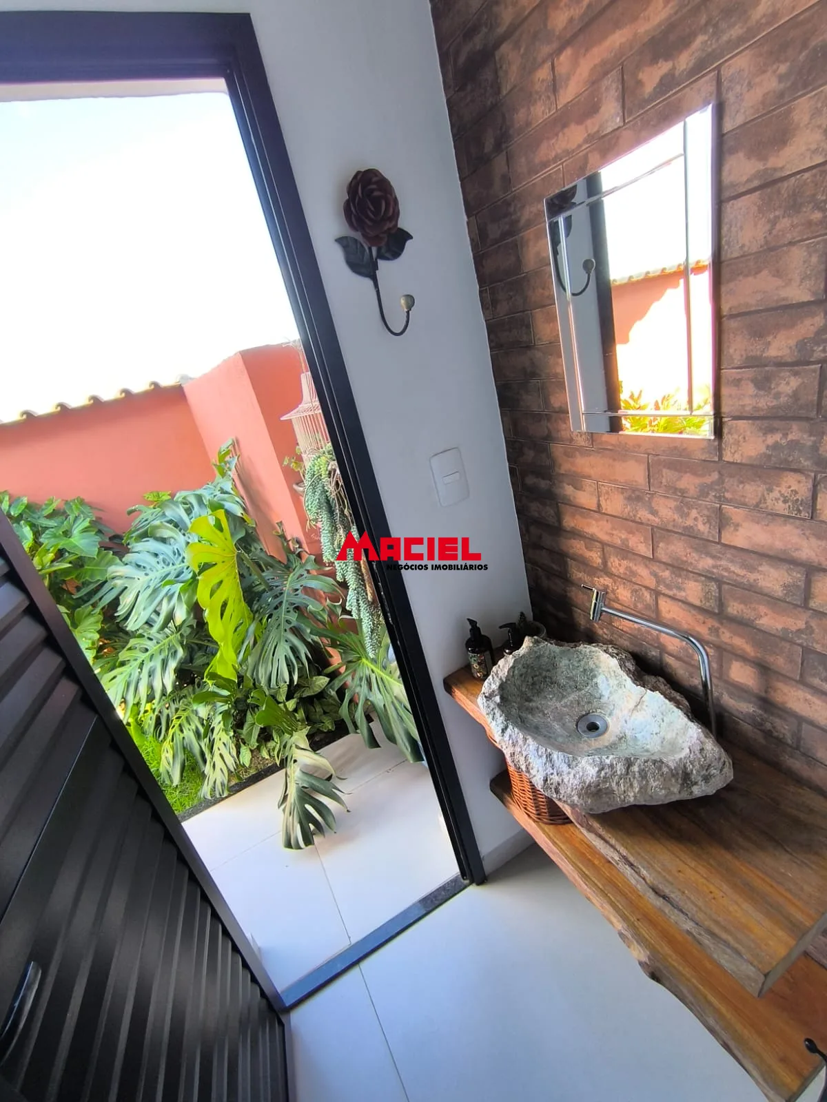 Comprar Casa / Condom&iacute;nio em S&atilde;o Jos&eacute; dos Campos R$ 1.810.000,00 - Foto 5