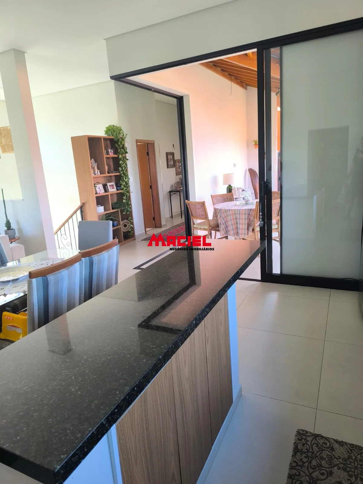 Comprar Casa / Condom&iacute;nio em S&atilde;o Jos&eacute; dos Campos R$ 1.810.000,00 - Foto 6