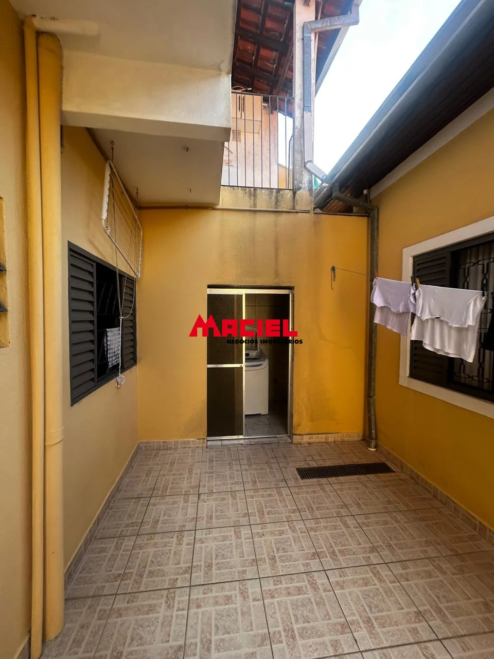 Comprar Casa / Padr&atilde;o em S&atilde;o Jos&eacute; dos Campos R$ 800.000,00 - Foto 6
