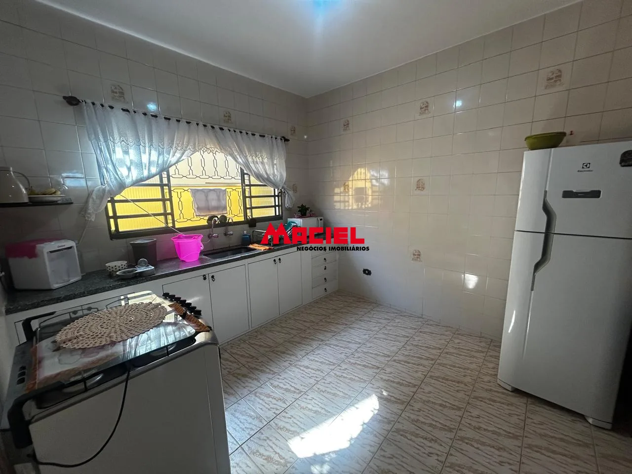 Comprar Casa / Padr&atilde;o em S&atilde;o Jos&eacute; dos Campos R$ 800.000,00 - Foto 9