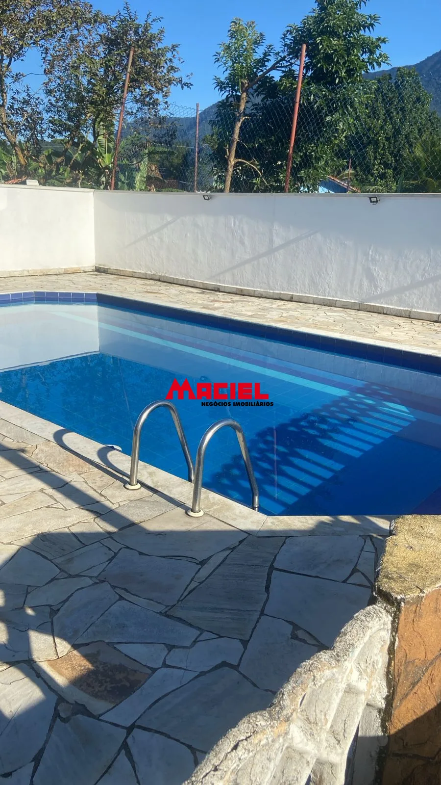 Comprar Apartamento / Padr&atilde;o em Caraguatatuba R$ 383.000,00 - Foto 17