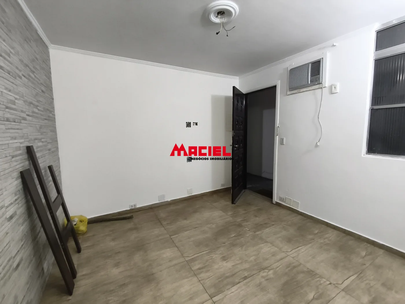 Comprar Apartamento / Padr&atilde;o em S&atilde;o Jos&eacute; dos Campos R$ 235.000,00 - Foto 2