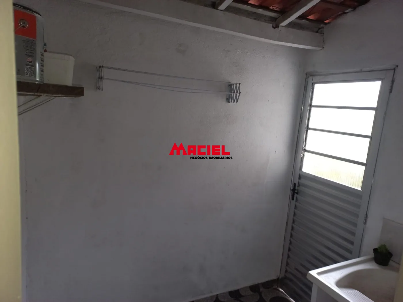 Alugar Casa / Ed&iacute;cula em S&atilde;o Jos&eacute; dos Campos R$ 1.100,00 - Foto 2