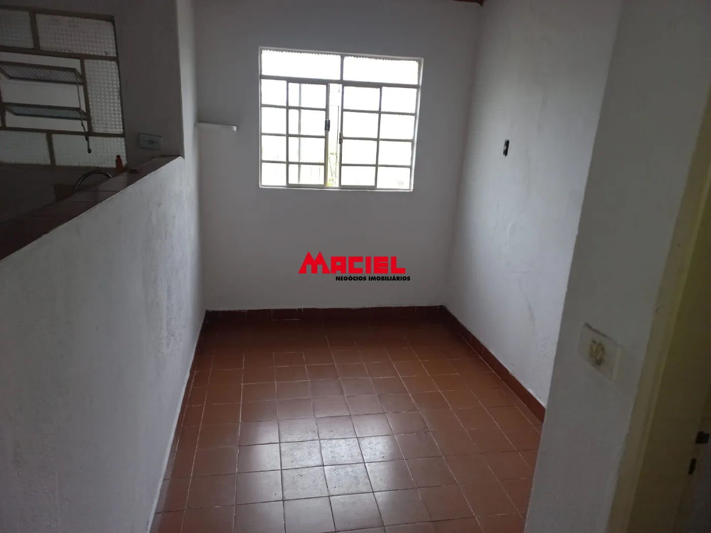 Alugar Casa / Ed&iacute;cula em S&atilde;o Jos&eacute; dos Campos R$ 1.100,00 - Foto 4