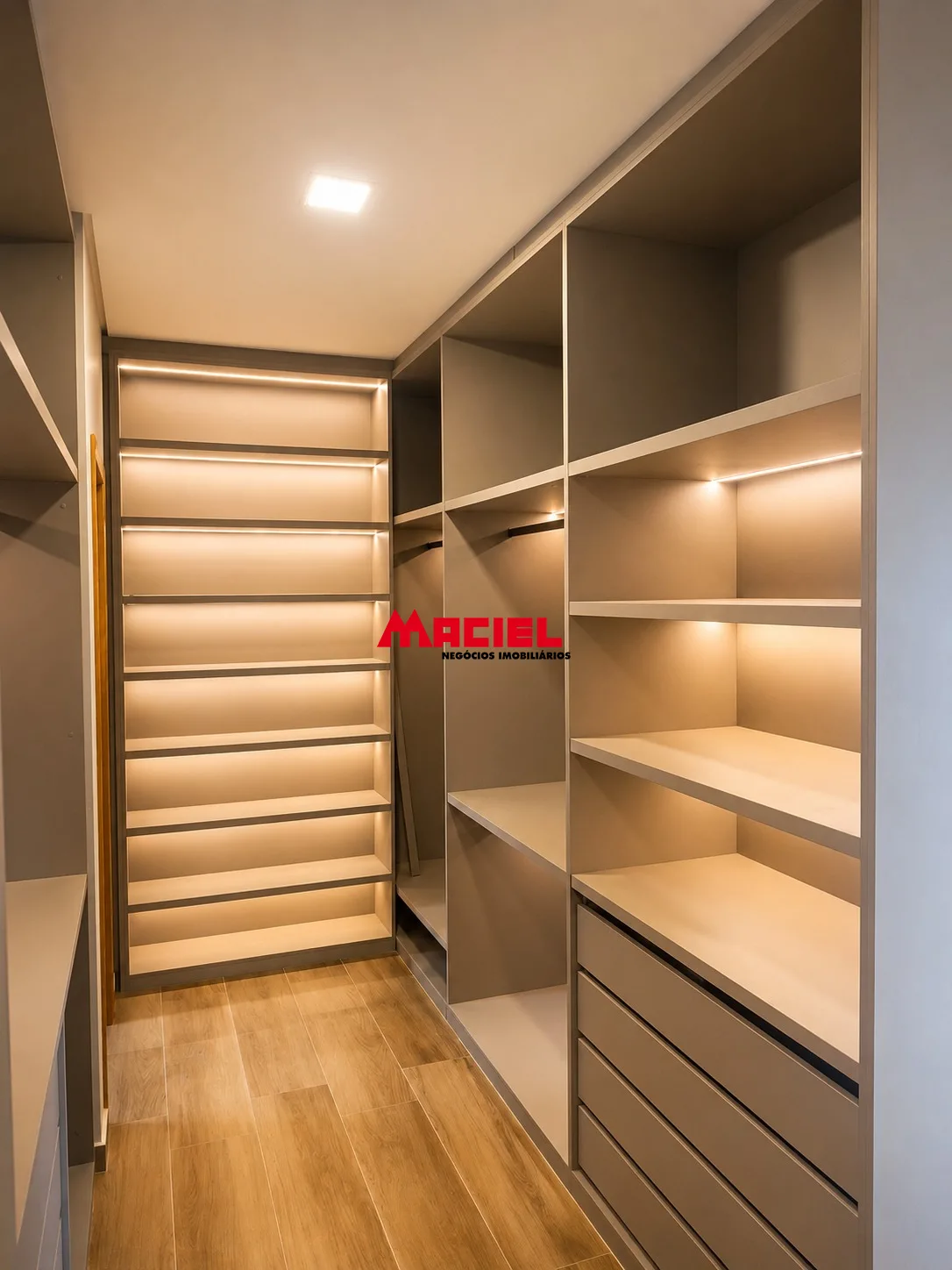 Comprar Casa / Condom&iacute;nio em Ca&ccedil;apava R$ 1.450.000,00 - Foto 5