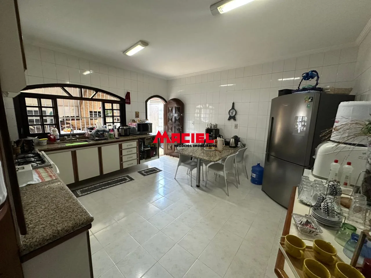 Comprar Casa / Padr&atilde;o em S&atilde;o Jos&eacute; dos Campos R$ 1.400.000,00 - Foto 13