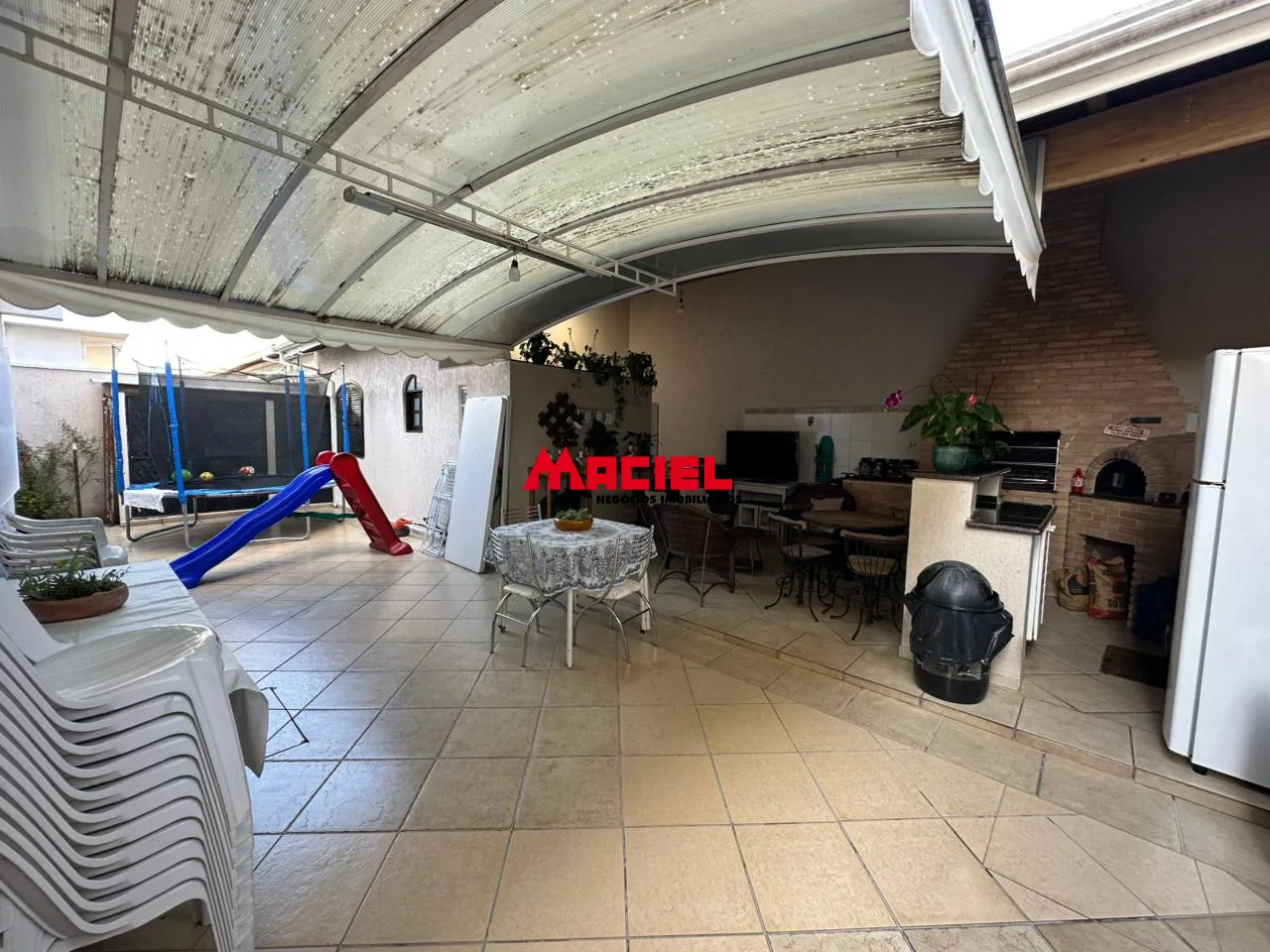 Comprar Casa / Padr&atilde;o em S&atilde;o Jos&eacute; dos Campos R$ 1.400.000,00 - Foto 16