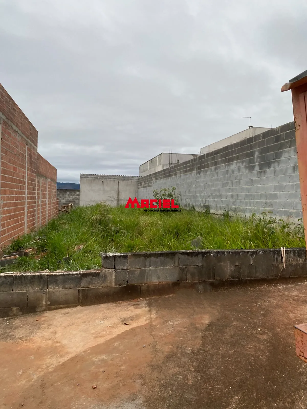 Comprar Terreno / Padr&atilde;o em S&atilde;o Jos&eacute; dos Campos R$ 266.000,00 - Foto 1