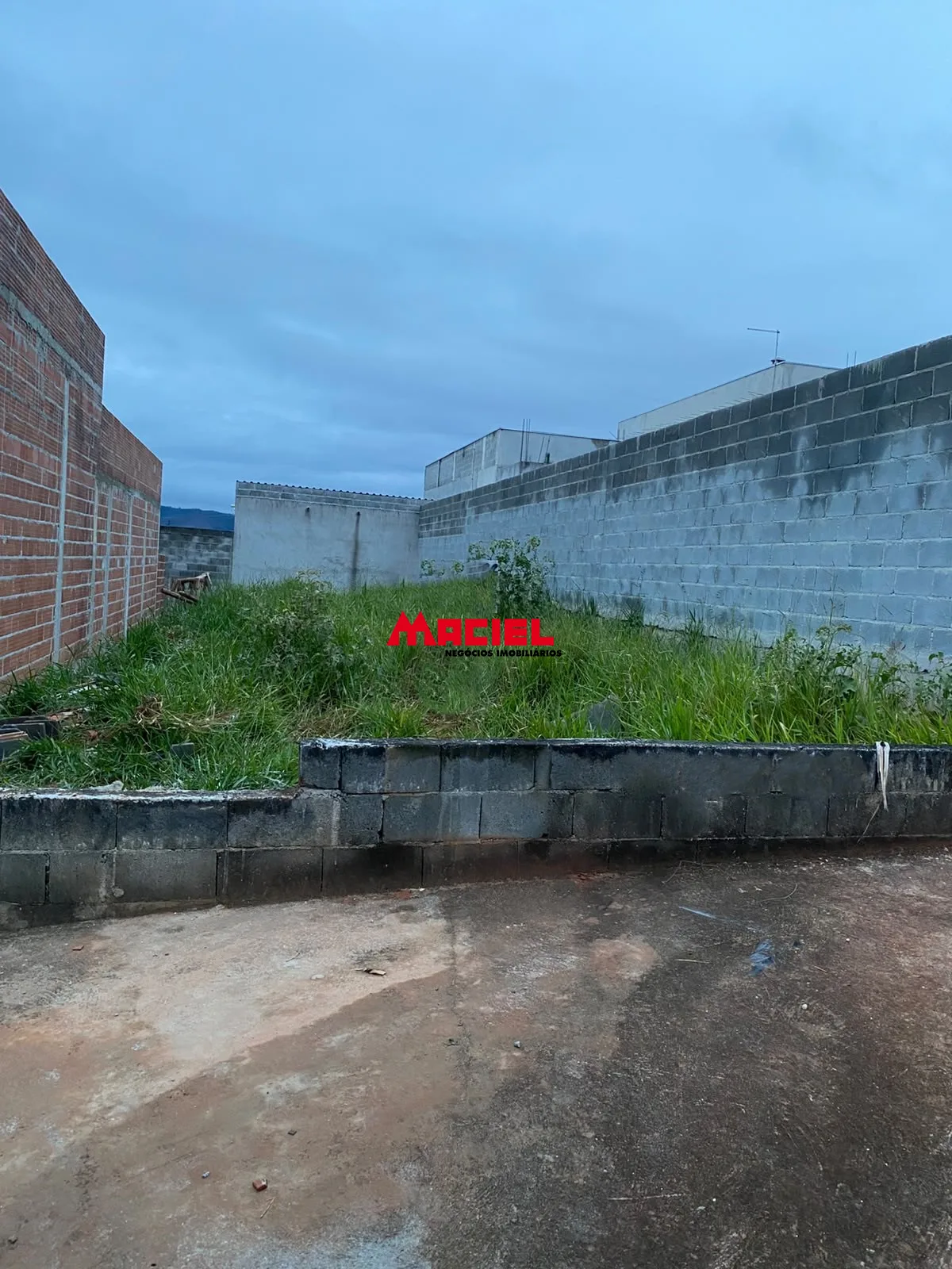 Comprar Terreno / Padr&atilde;o em S&atilde;o Jos&eacute; dos Campos R$ 266.000,00 - Foto 2