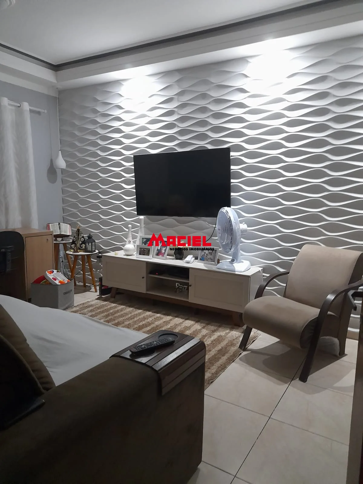 Comprar Casa / Sobrado em S&atilde;o Jos&eacute; dos Campos R$ 580.000,00 - Foto 1