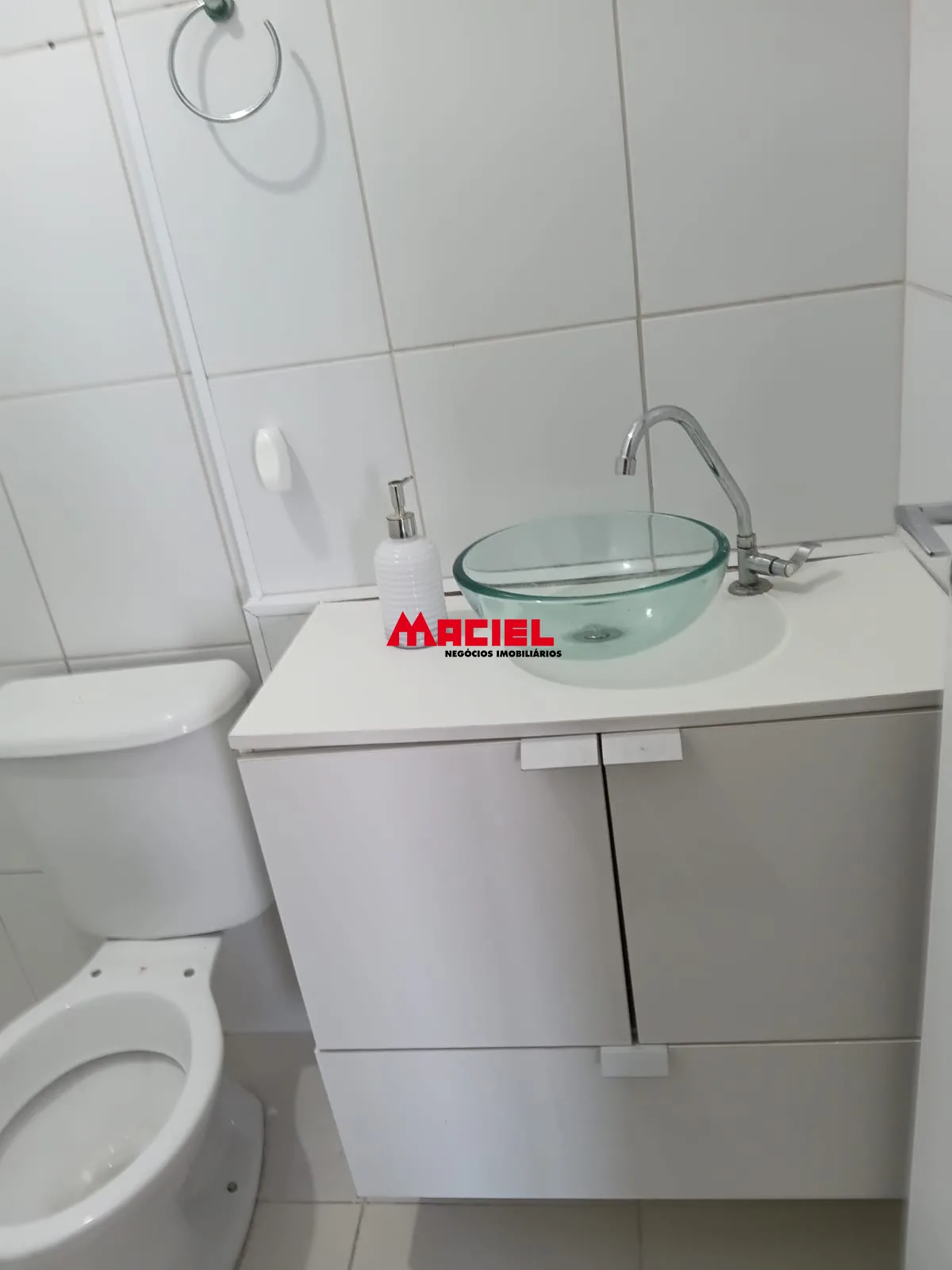 Comprar Casa / Sobrado em Jacare&iacute; R$ 400.000,00 - Foto 1