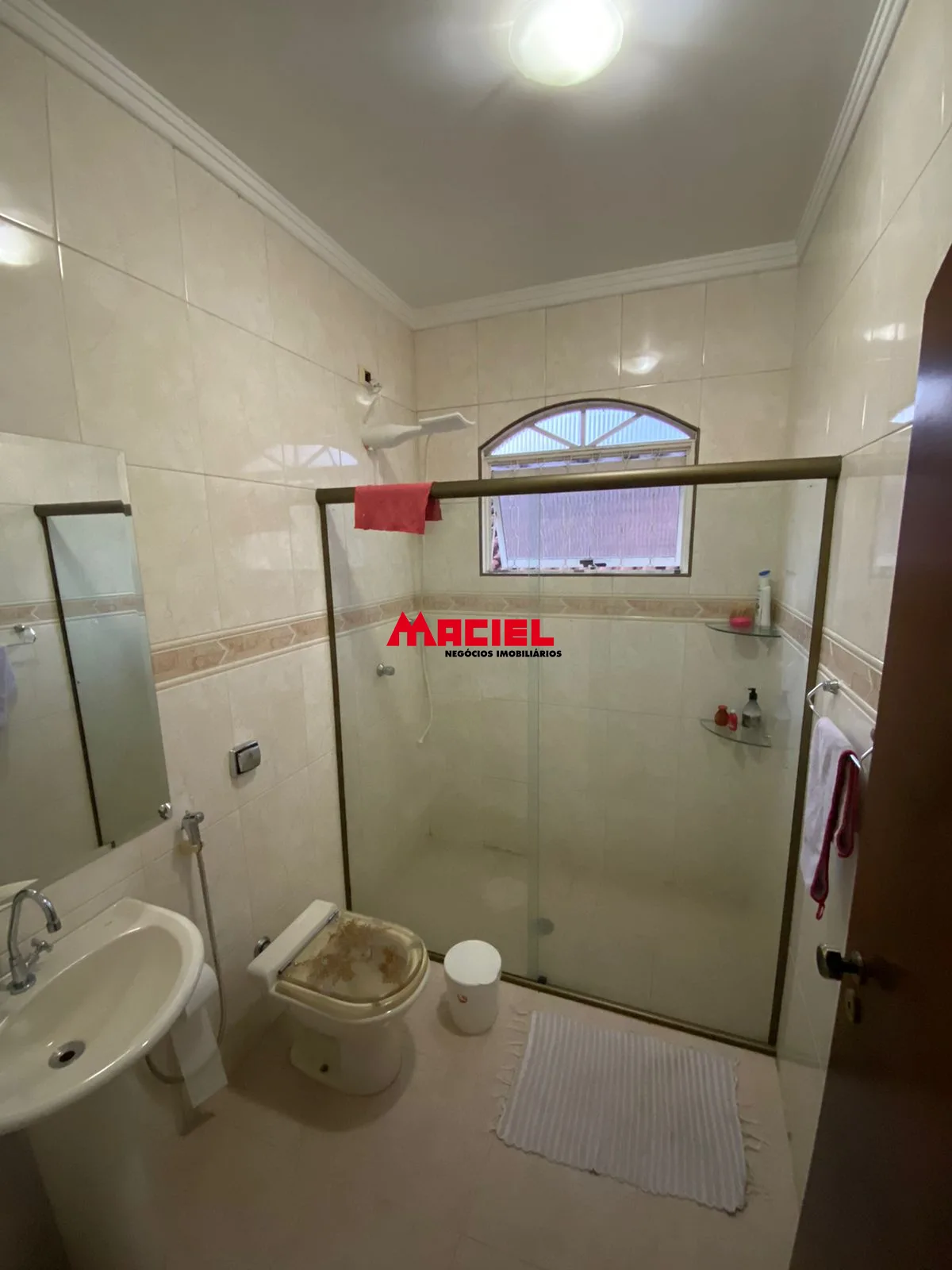 Alugar Casa / Sobrado em S&atilde;o Jos&eacute; dos Campos R$ 3.300,00 - Foto 7
