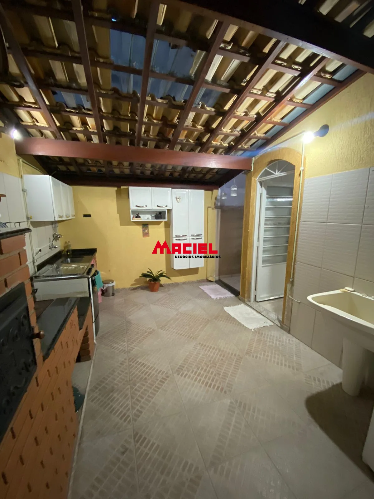 Alugar Casa / Sobrado em S&atilde;o Jos&eacute; dos Campos R$ 3.300,00 - Foto 18
