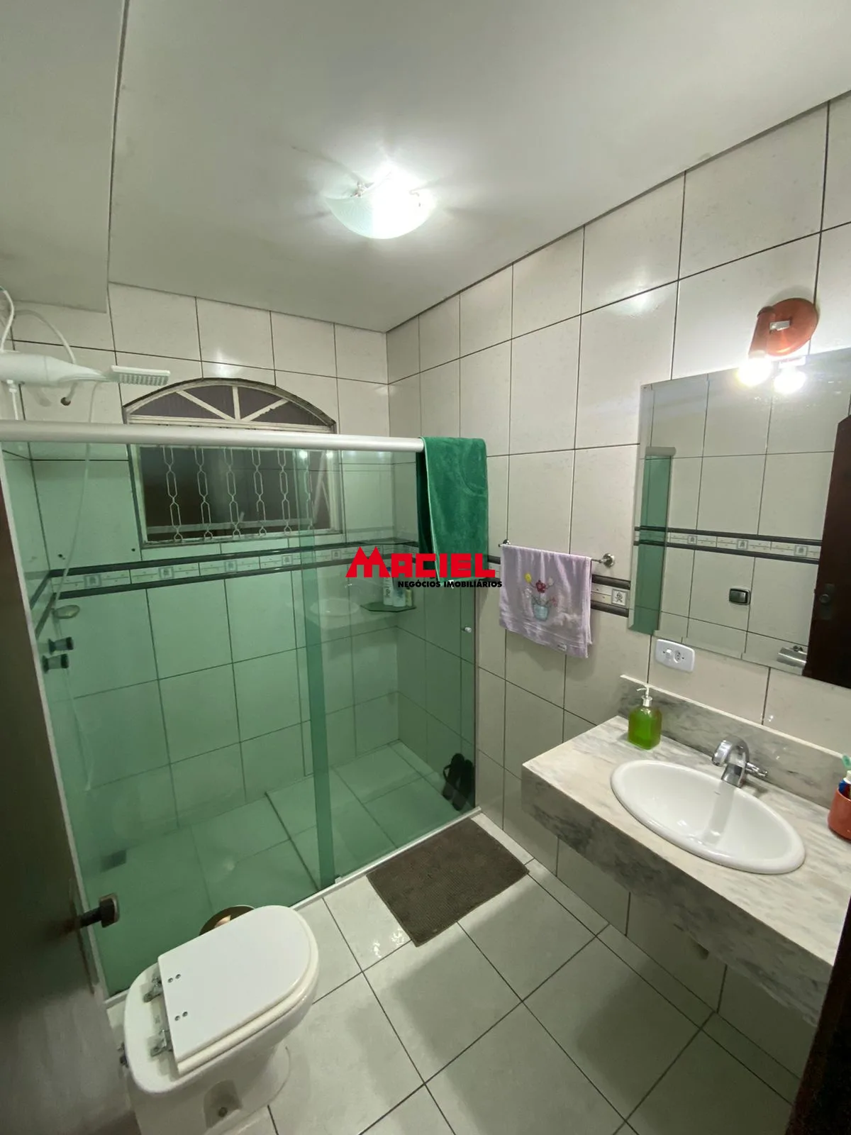 Alugar Casa / Sobrado em S&atilde;o Jos&eacute; dos Campos R$ 3.300,00 - Foto 19