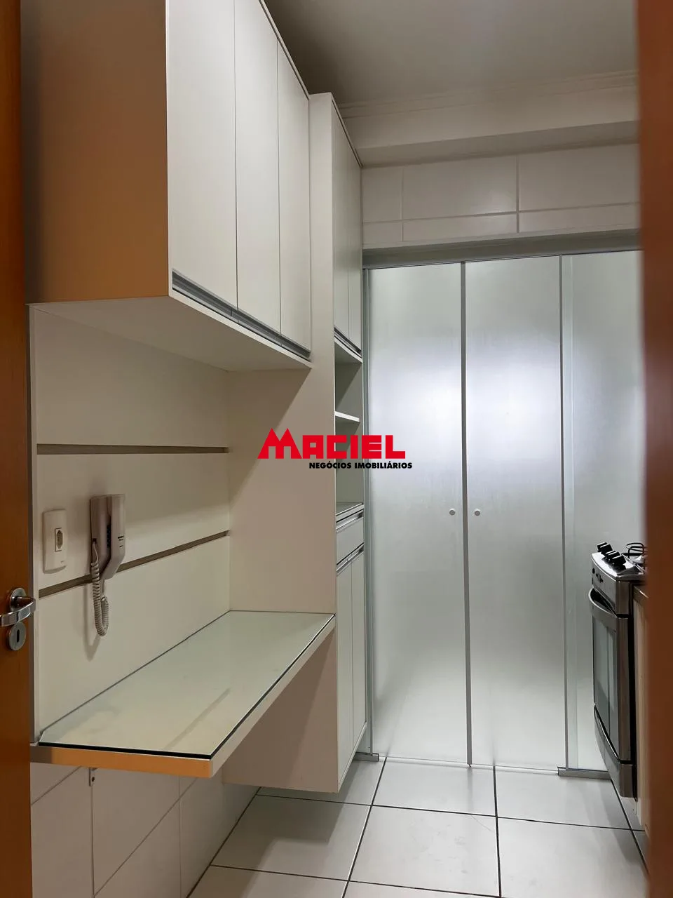 Alugar Apartamento / Padr&atilde;o em S&atilde;o Jos&eacute; dos Campos R$ 3.500,00 - Foto 8