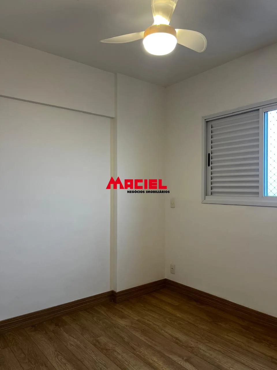 Alugar Apartamento / Padr&atilde;o em S&atilde;o Jos&eacute; dos Campos R$ 3.500,00 - Foto 16
