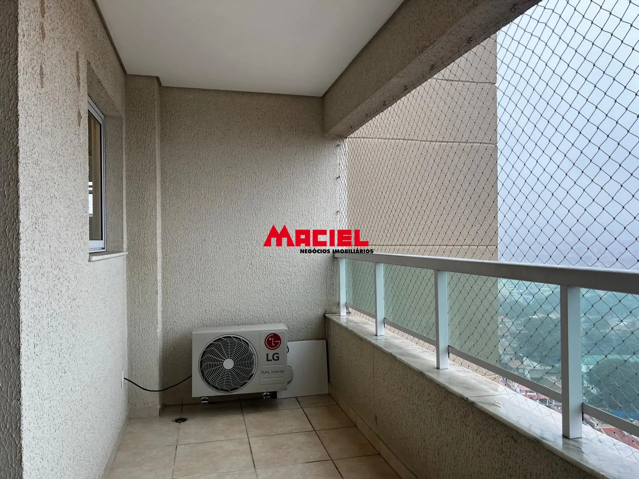 Alugar Apartamento / Padr&atilde;o em S&atilde;o Jos&eacute; dos Campos R$ 3.500,00 - Foto 3