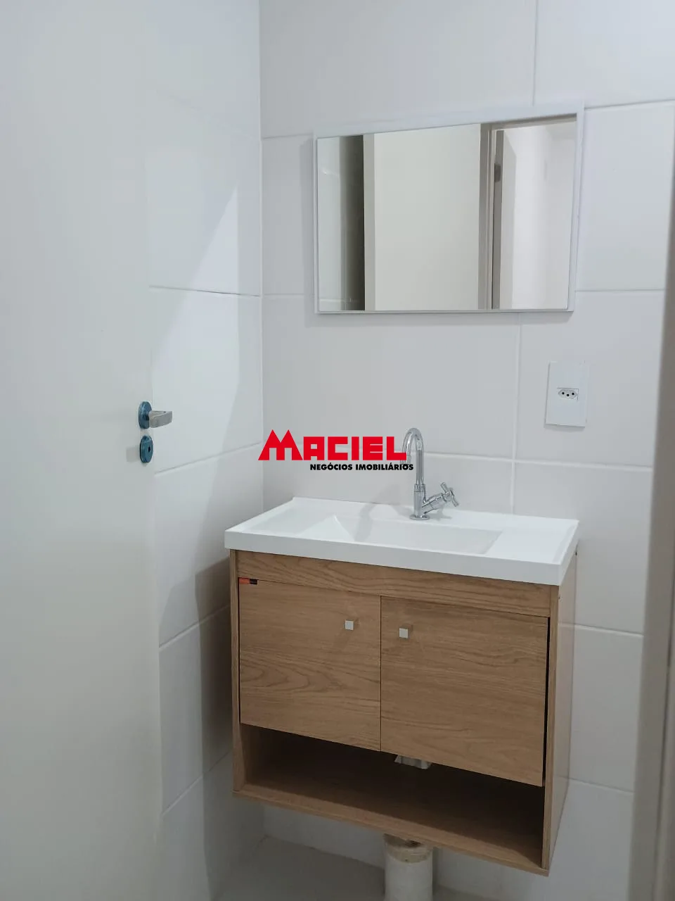 Alugar Apartamento / Padr&atilde;o em S&atilde;o Jos&eacute; dos Campos R$ 1.350,00 - Foto 11