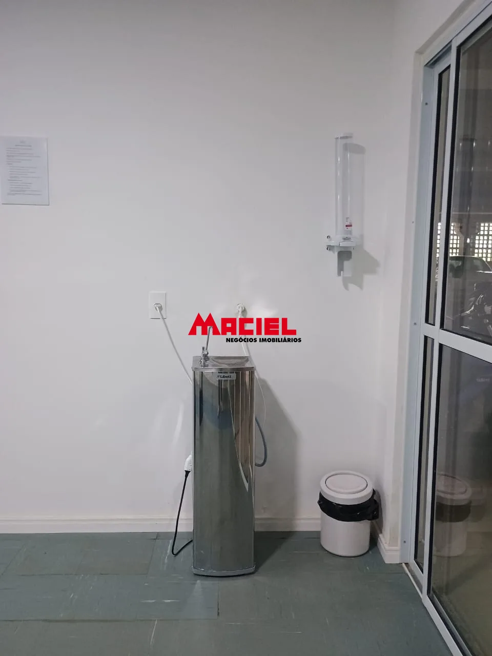 Alugar Apartamento / Padr&atilde;o em S&atilde;o Jos&eacute; dos Campos R$ 1.350,00 - Foto 23