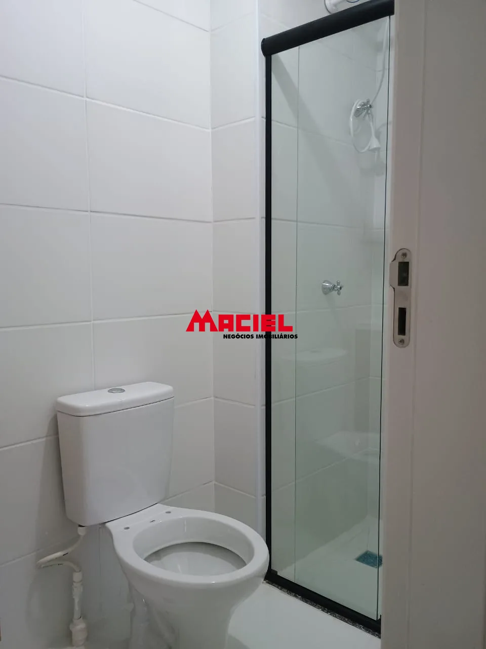 Alugar Apartamento / Padr&atilde;o em S&atilde;o Jos&eacute; dos Campos R$ 1.350,00 - Foto 30
